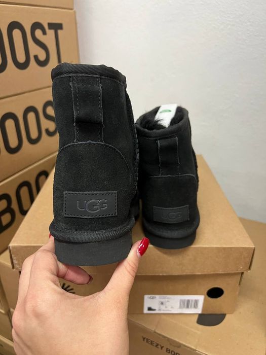 Уггі Чоловічі UGG Mini Black (Замша) Size 41 Новинка