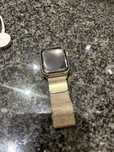 Apple Watch 6 GPS + Cellular 40 mm Stainless Steel Gold bransoletka