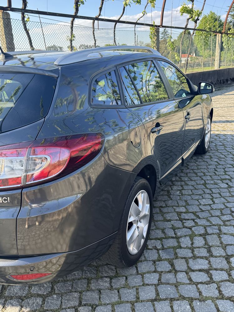 Renault megane 1.5 dci ano 2013
