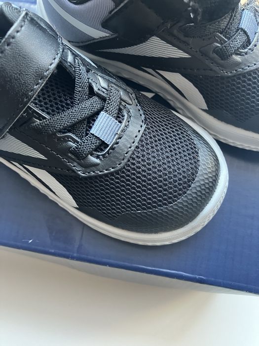 Buty reebok 22,5