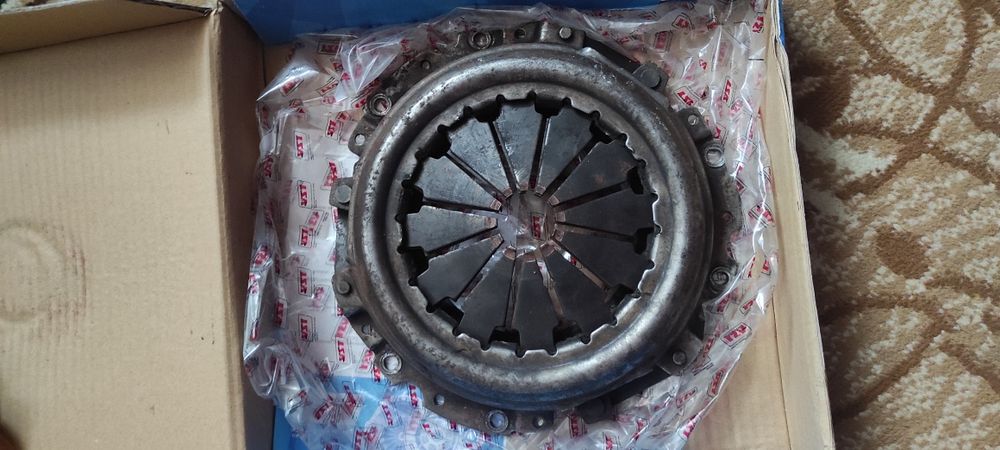 Корзина сцепления ВАЗ с двойным лепестков