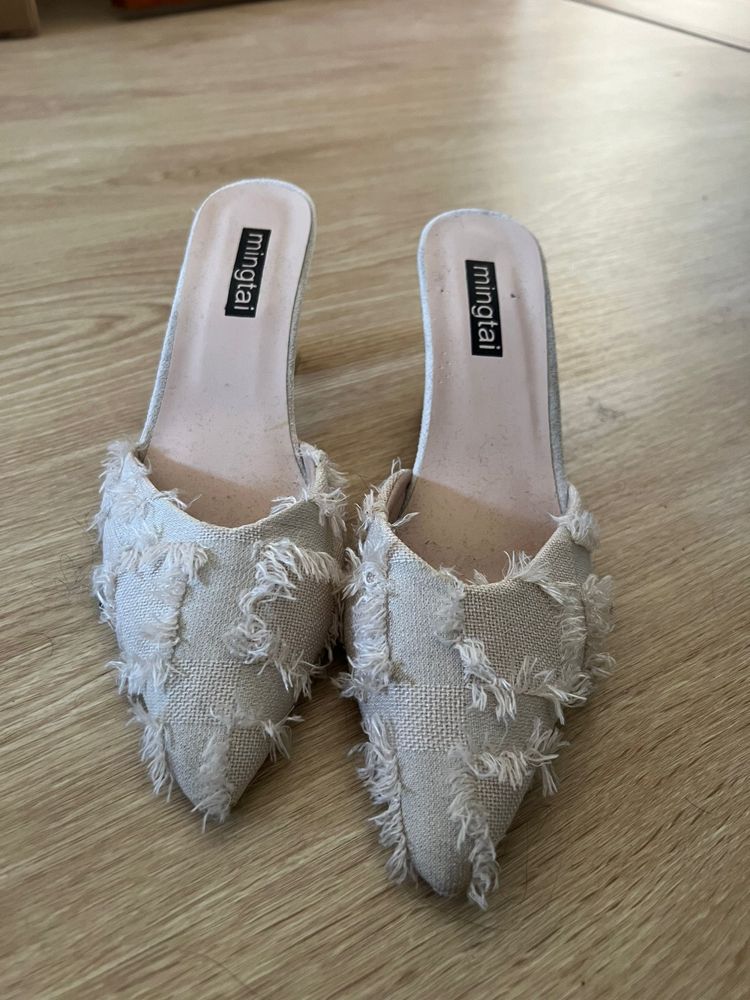 Sapatos e Botas.