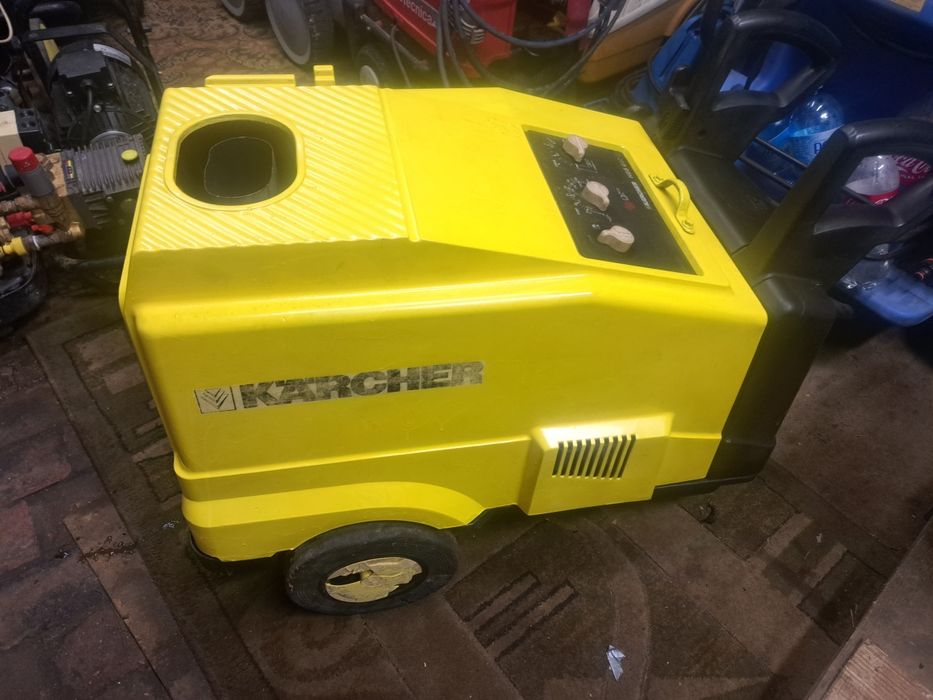 Myjka ciśnieniowa  hds