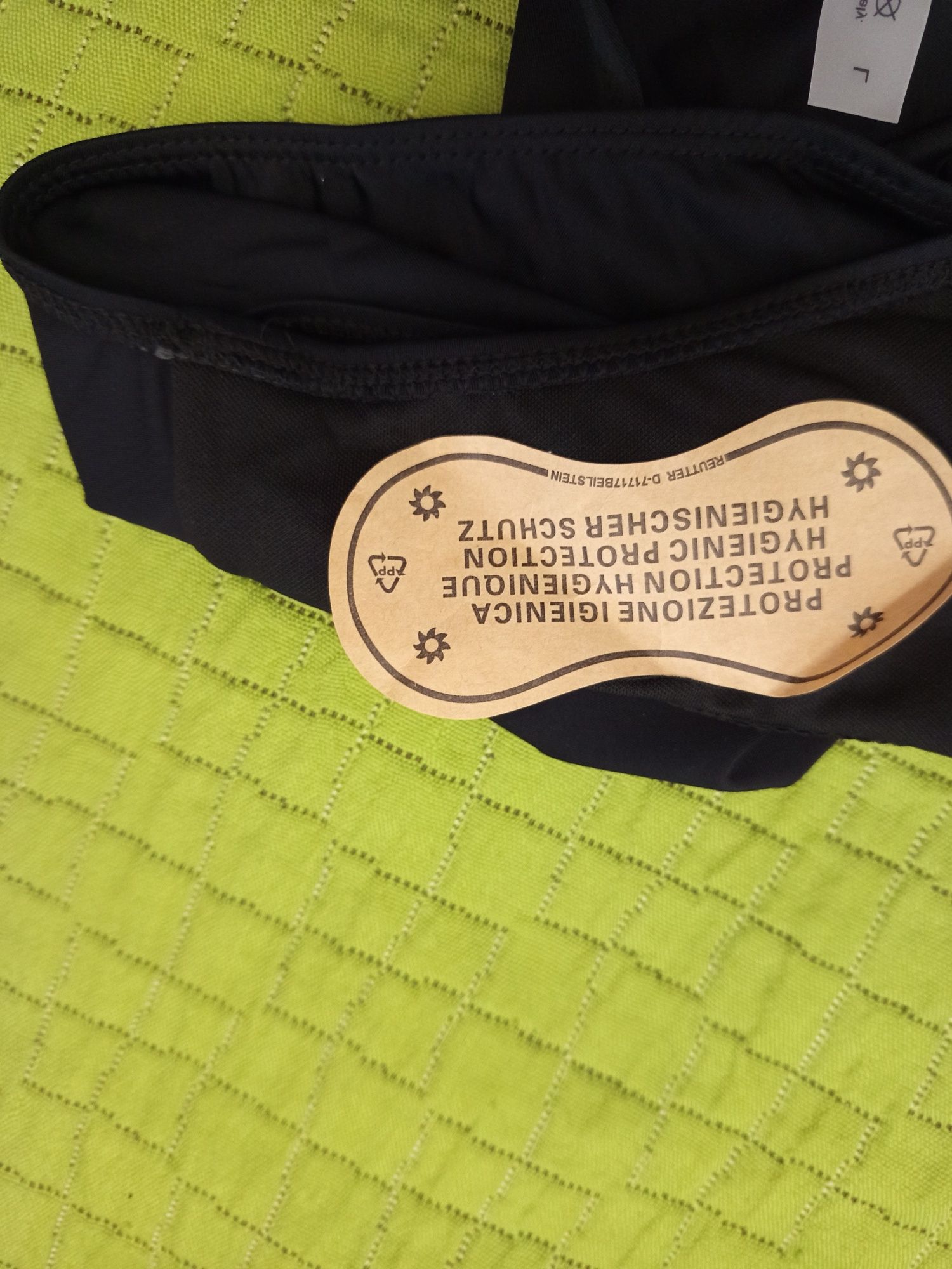Cueca biquini preta.