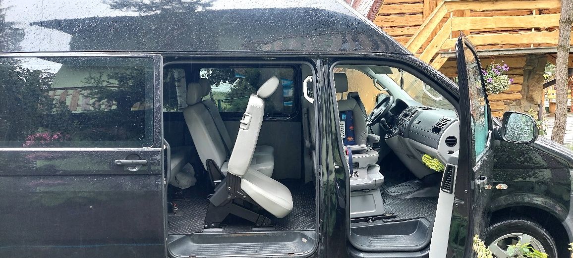 VW T5,2013r,9osobowy,2.0tdi.klima,wysoki,długi,osobowy,faktura