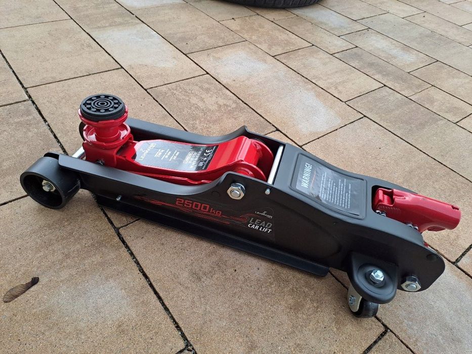 Podnośnik Samochodowy Żaba Lewarek Niskoprofilowy Punkt.2500Kg Solidny