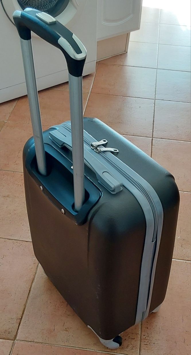 MALA DE VIAGEM DE CABINE,4 RODAS.Casa,Férias,Mudanças,Arrumação,Quarto