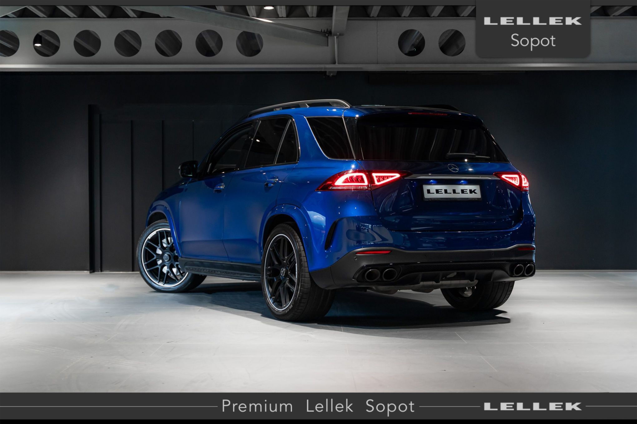 Mercedes-Benz GLE AMG 53 4-Matic Burmester / Dach / Kamera 360 / Head-up / 7-osobowy