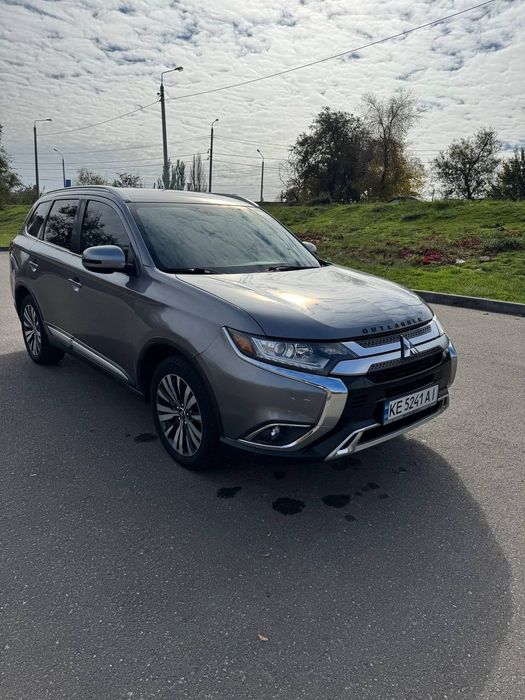 Mitsubishi outlander 2019 Кривий Ріг