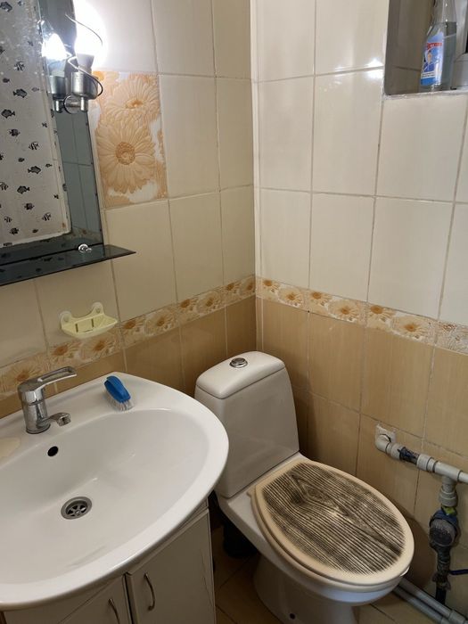 Здам будинок Світло не вимикають