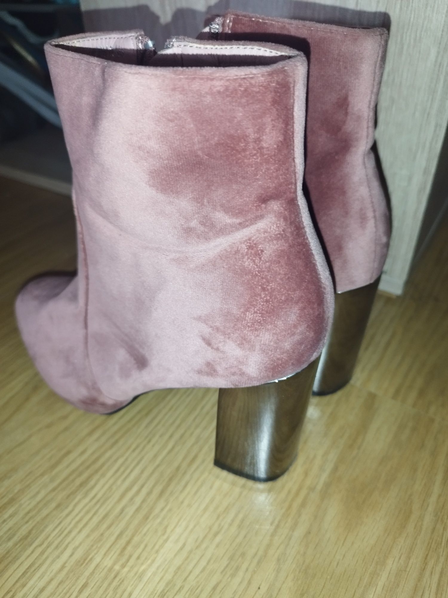 Botins cor de rosa