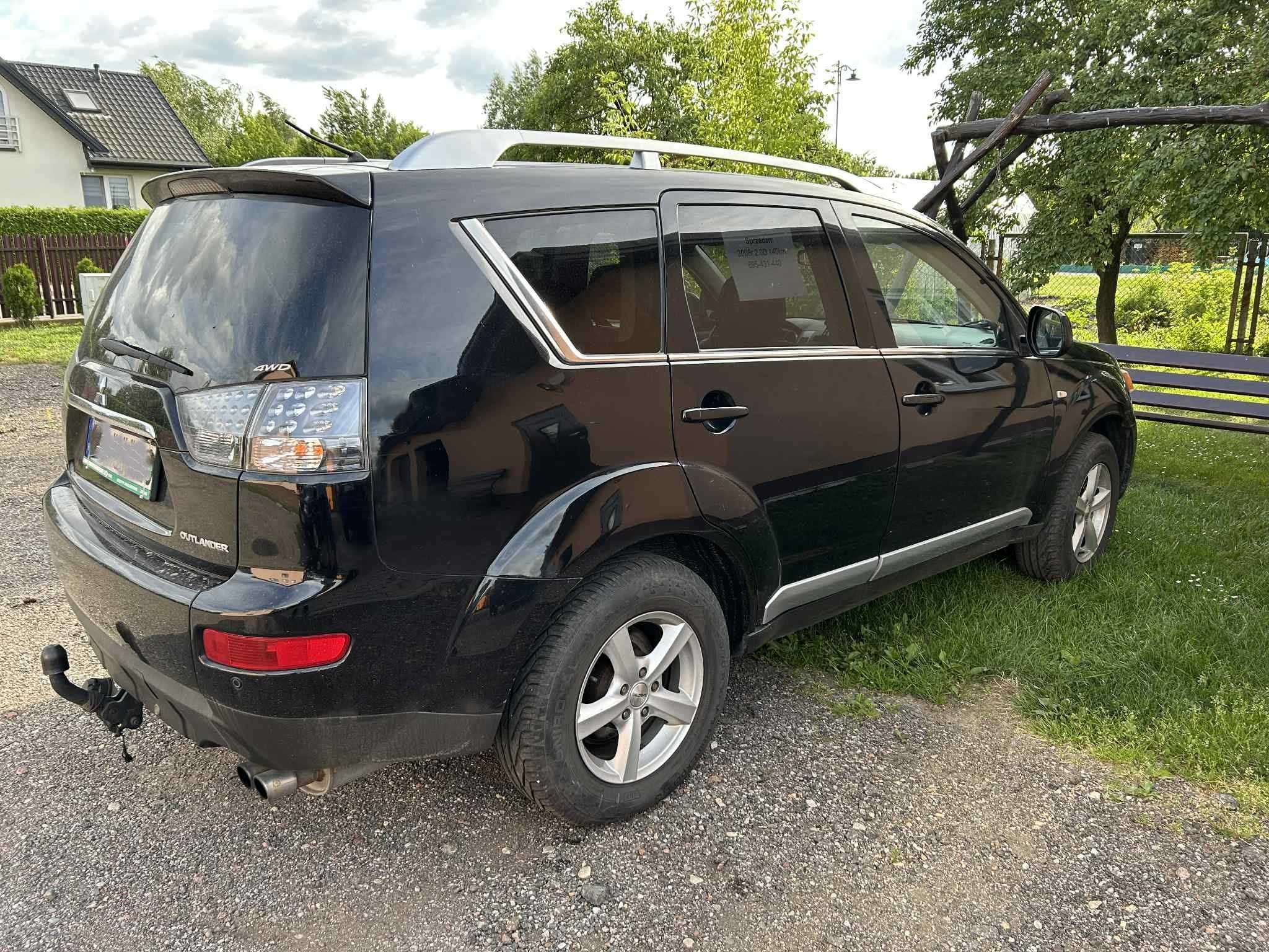 Mitsubishi Outlander 2.0D 7 osobowy