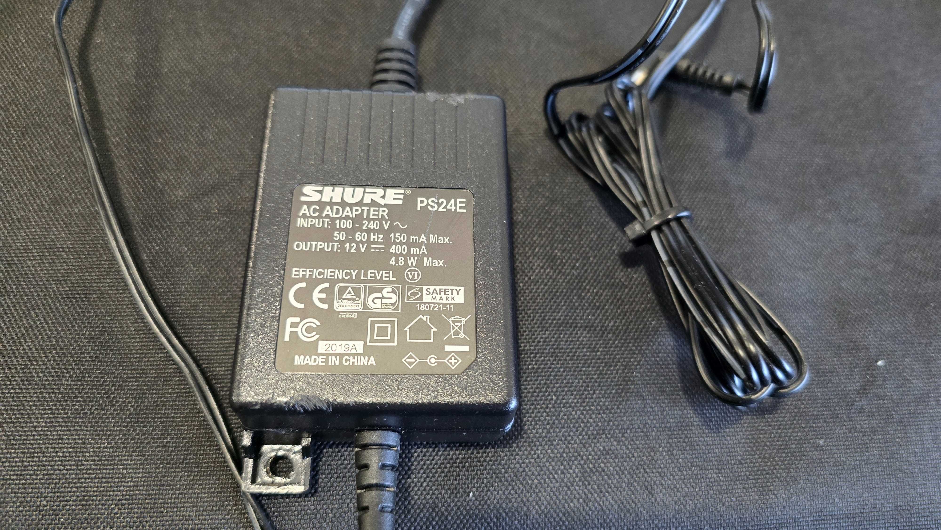 SHURE PG4 - odbiornik mikrofonu bezprzewodowego