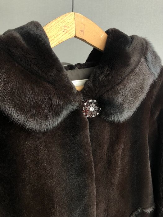 Продам шубу з хутра стриженого бобра