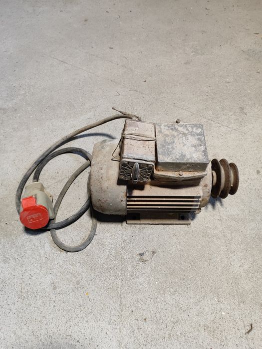 Silnik do betoniarki