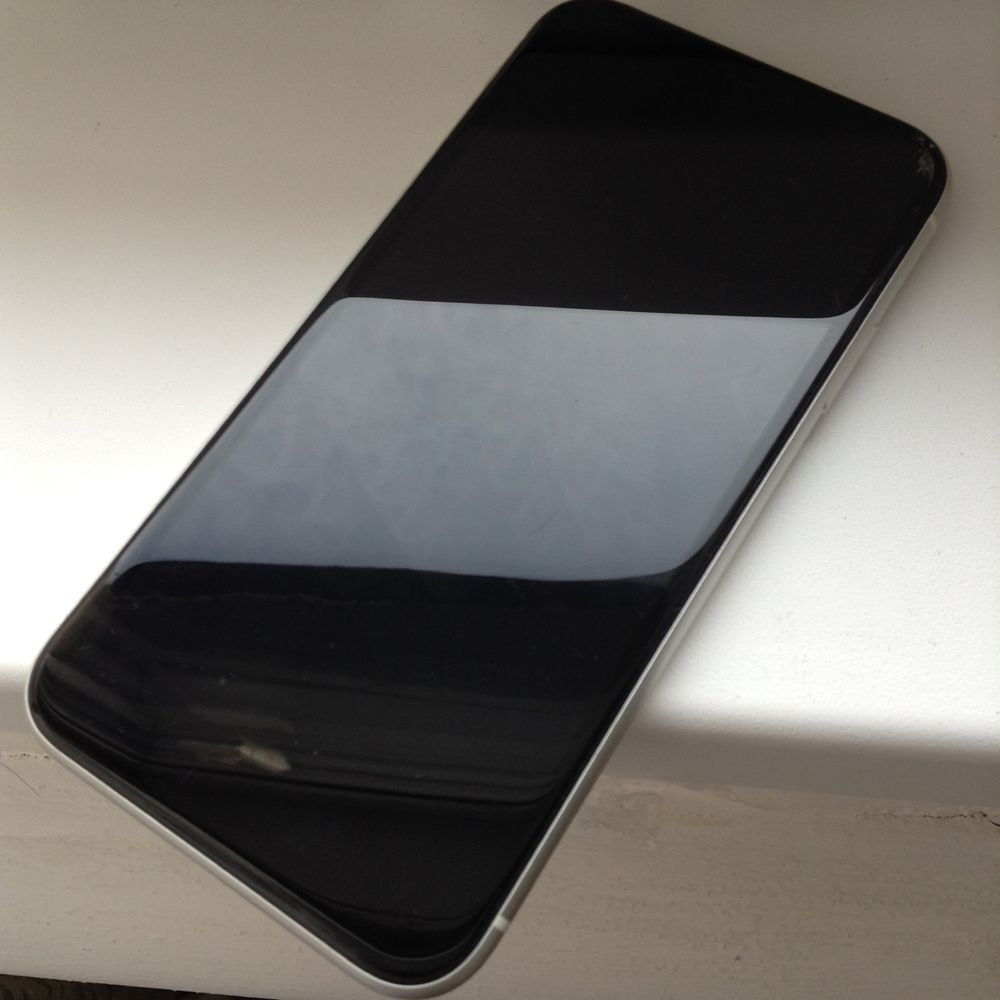 iPhone Xr, 128 Gb, white