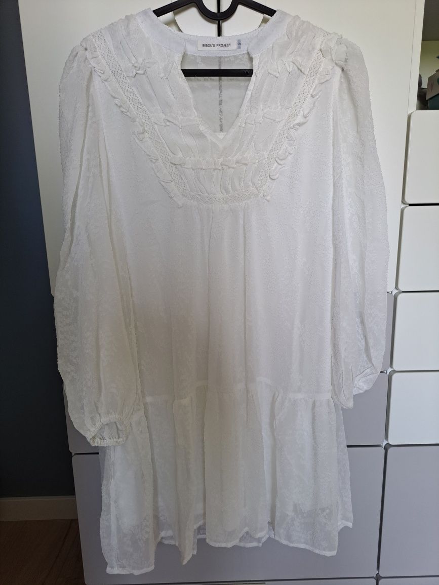 Biala sukienka boho S