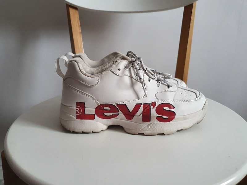 Białe adidasy marki Levi's, rozmiar 36