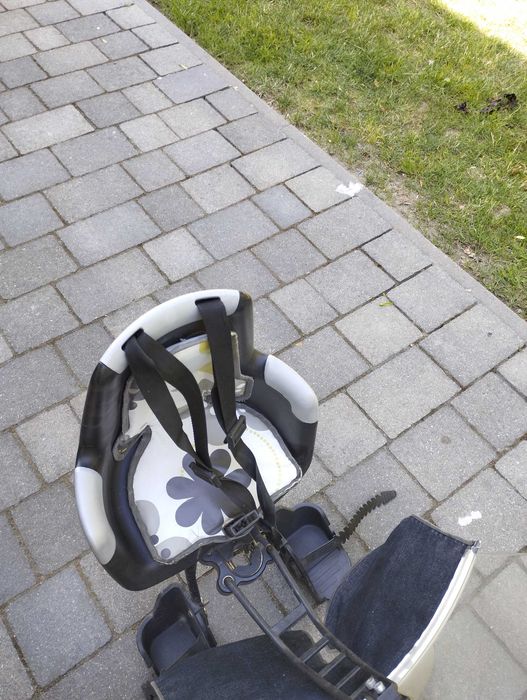 Fotelik rowerowy  firmy bobike