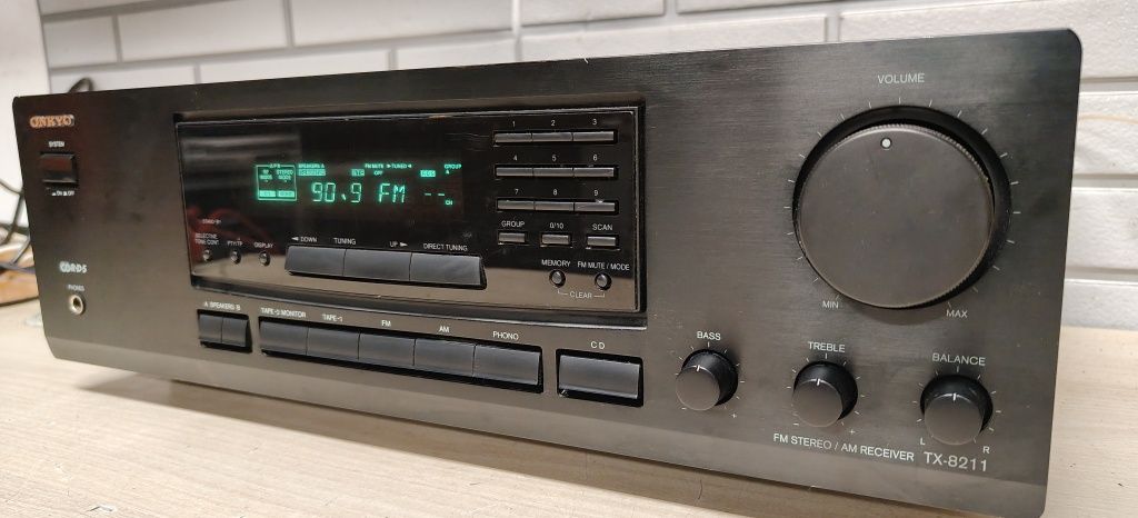 Amplituner stereo ONKYO TX-8211