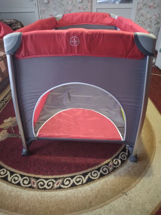 Ліжечко - манеж з пеленатором. Touragoo. НОВЕ