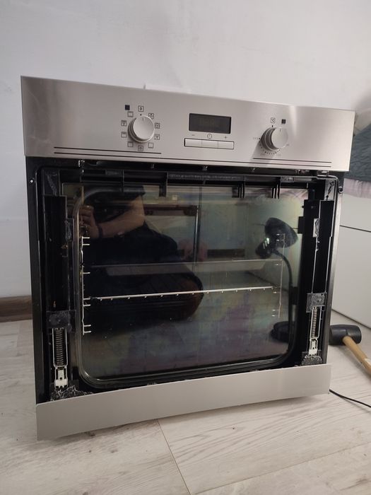 Духова шафа Electrolux EZB53400AX