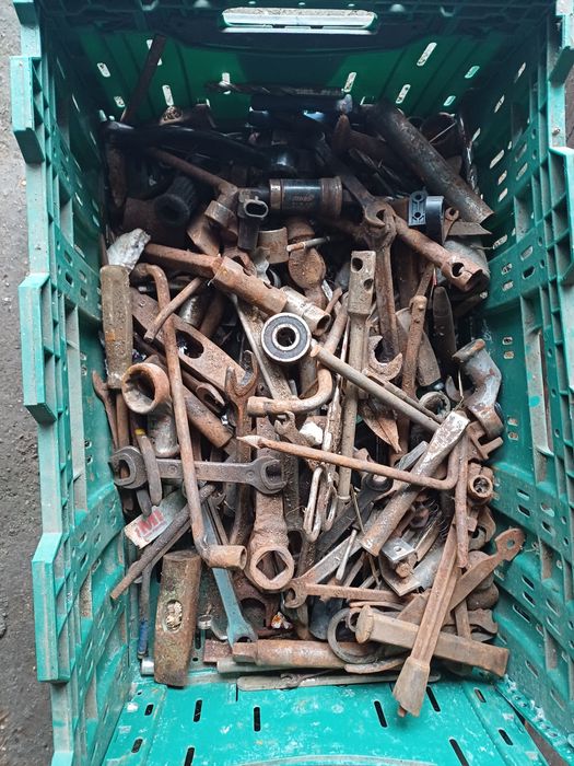 Продам різні ключи