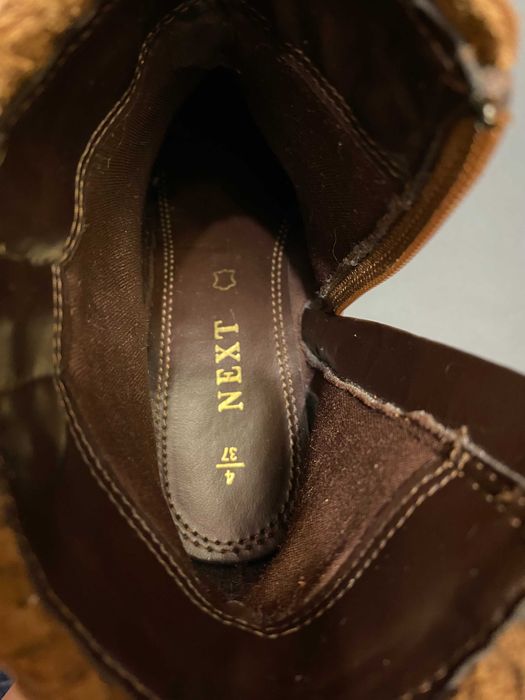 Чоботи жіночі шкіряні 35,5 розмір Next підбори 6 см натуральна шкіра