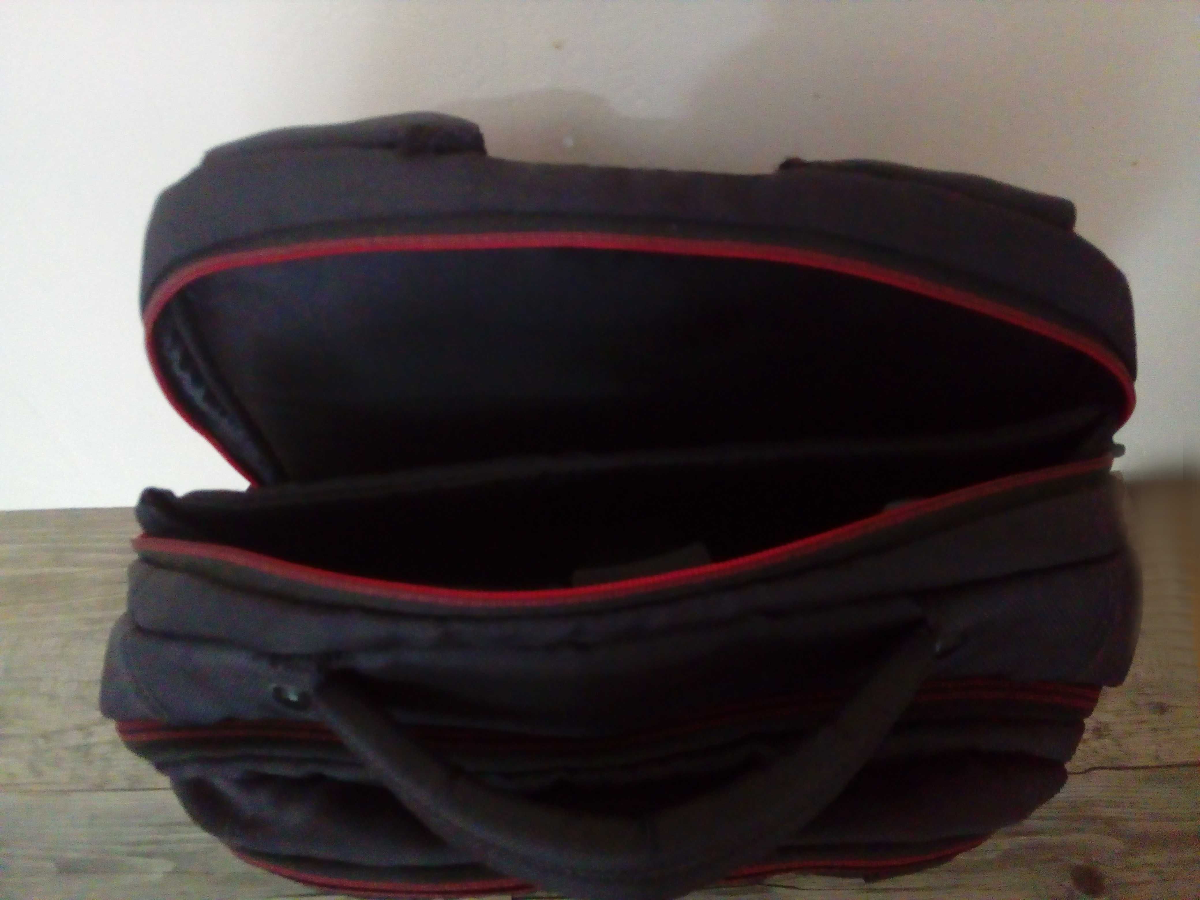 plecak na laptopa Fujitsu