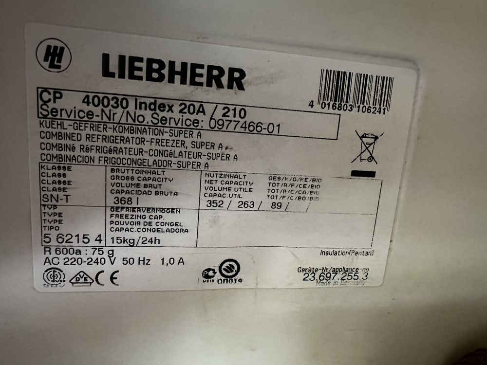 Холодильник LIEBHERR CP40030 20A/210