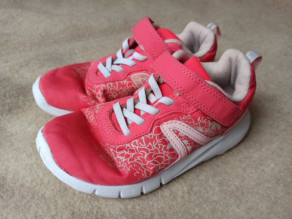 Lekkie adidasy Newfeel Soft, r. 32