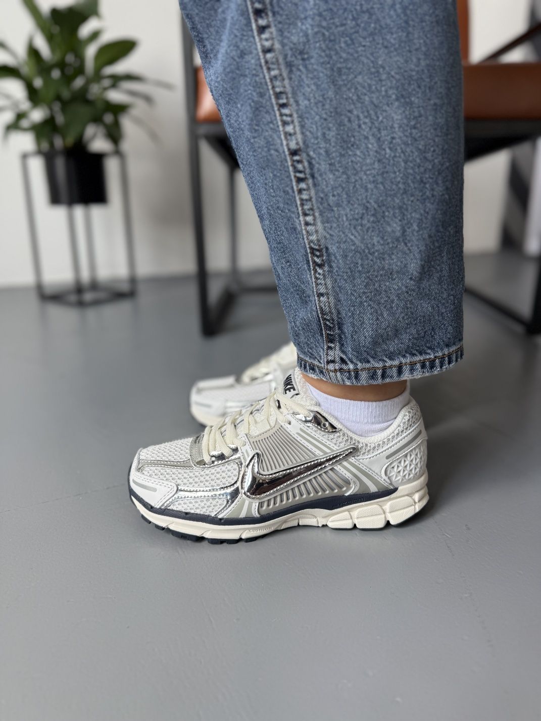 8 кольорів Nike Zoom Vomero 5 (БЕЗ ПРЕДПЛАТ)