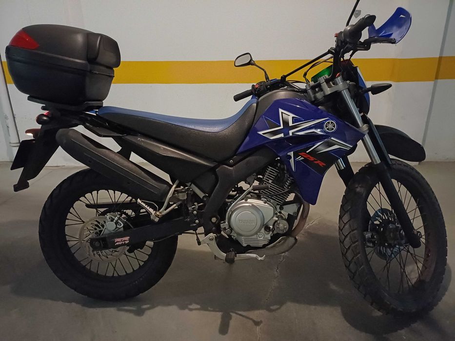 Yamaha XT 125R - Totalmente operacional. Uso regular