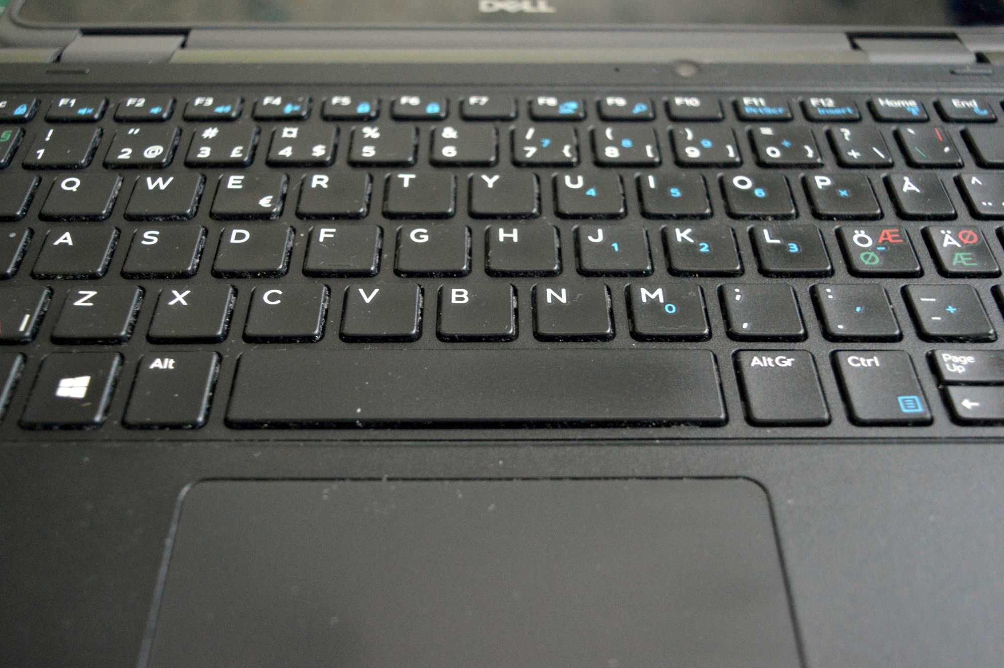 Dell Latitude 3190 2 in 1 донор матриці Pentium N5030 8Гб DDR4