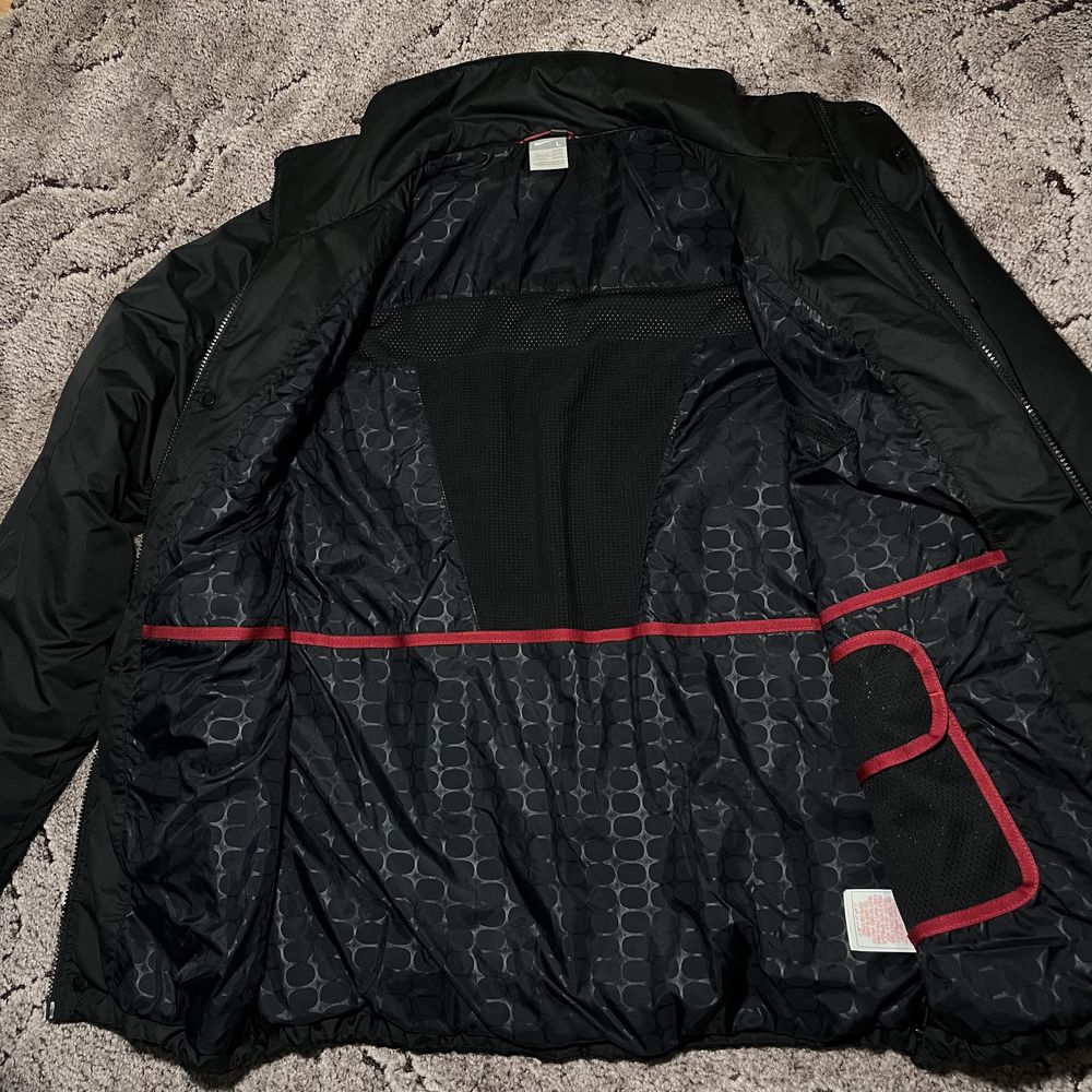 Куртка Nike Swoosh