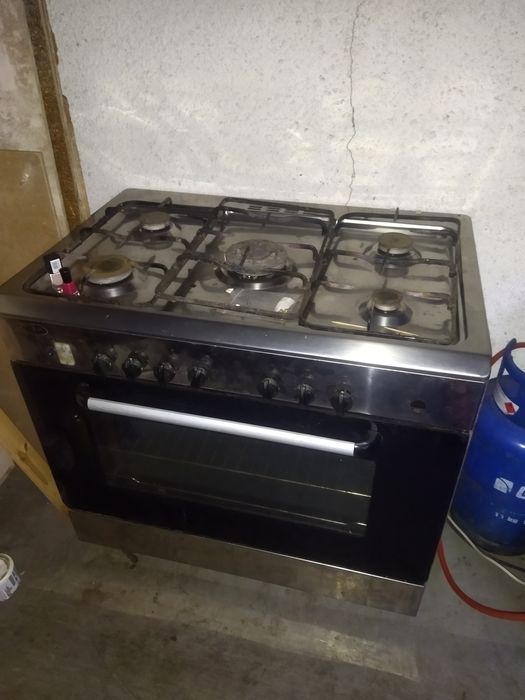 Kuchnia gaz-el pięć palników szer 90 cm