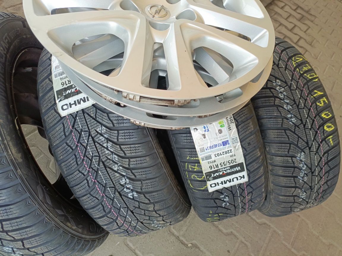 Koła zimowe Opel Astra 5x105 205/55/16 kumho