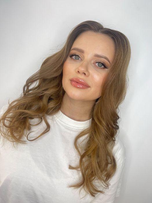 Курс візажу для себе.Курси по зачіскам.Макіяж.Зачіски.