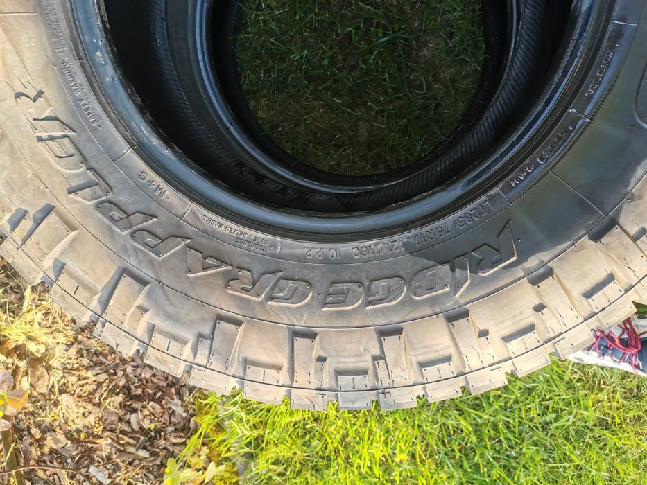 Opony wielosezonowe LT 285/75/R17. RAM