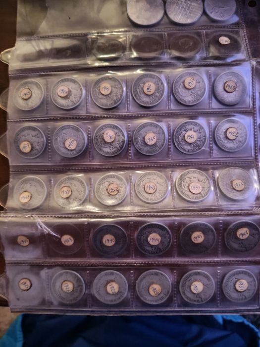 Vendo moedas 50 centavos