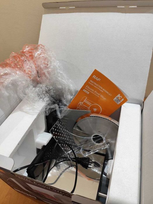 Електричний слайсер Electric Food Slicer RAF R.8800