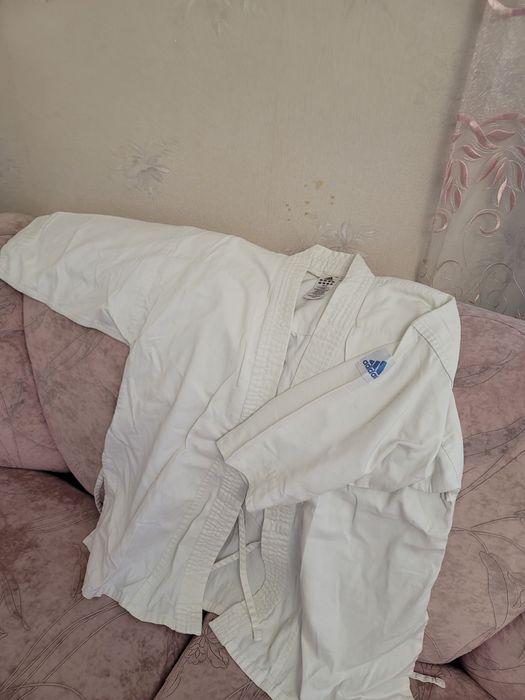 Кимоно Adidas 140 см. (верх)