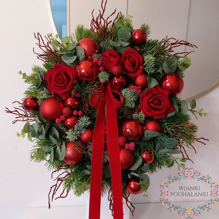 Wianek świąteczny na drzwi wieniec czerwony