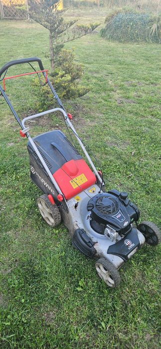Silnik Briggs & Stratton 500 140 cc / Kosiarka Sterwins