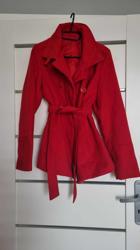 Czerwony płaszczyk XL damski