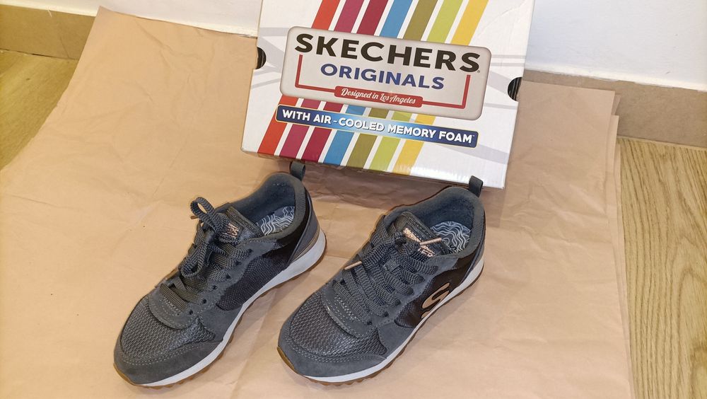 Ténis skechers como novos n35