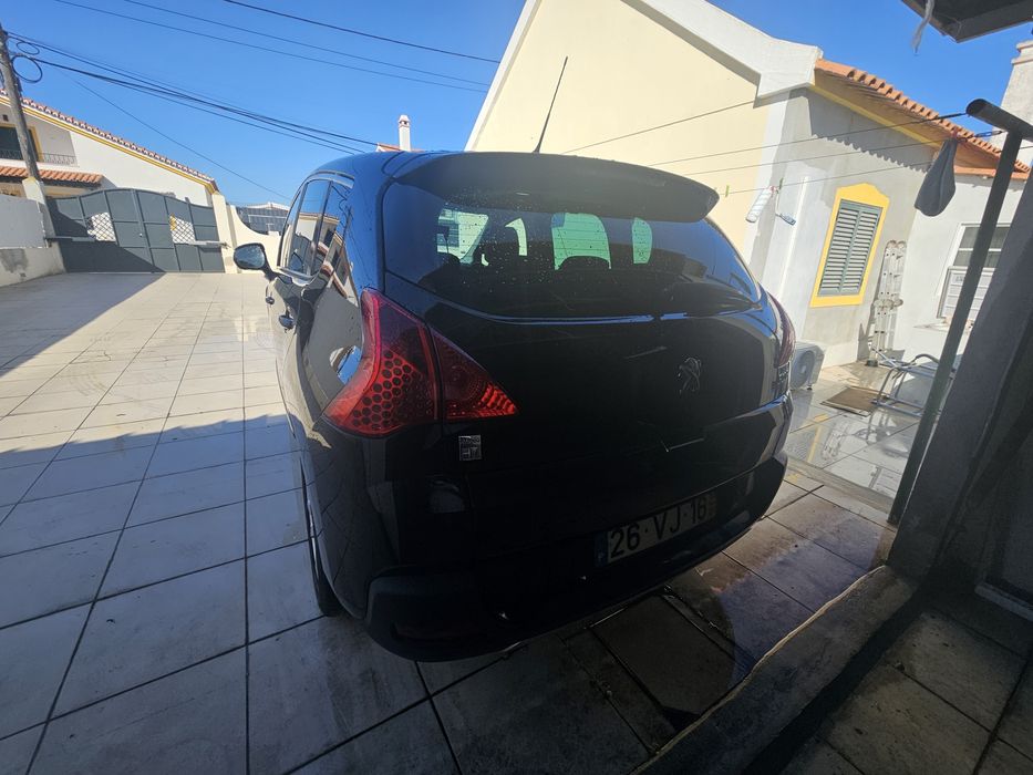 Pegueot 3008 Hybrid 200 Cv