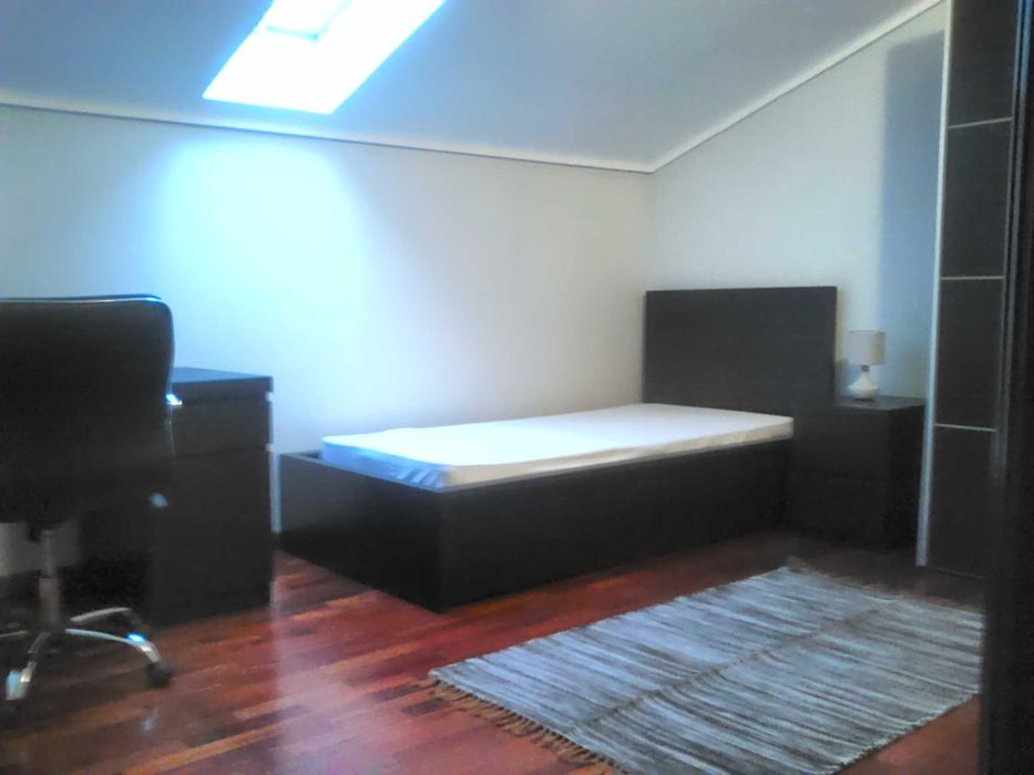 Quartos (desp. incluídas)