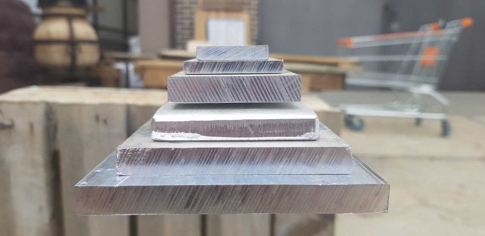 Полоси, профіля, марок АД0, АД31, АД31Т5, різні розміри