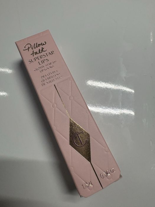 Помада Charlotte Tilbury Superstar Lips Pillow Talk